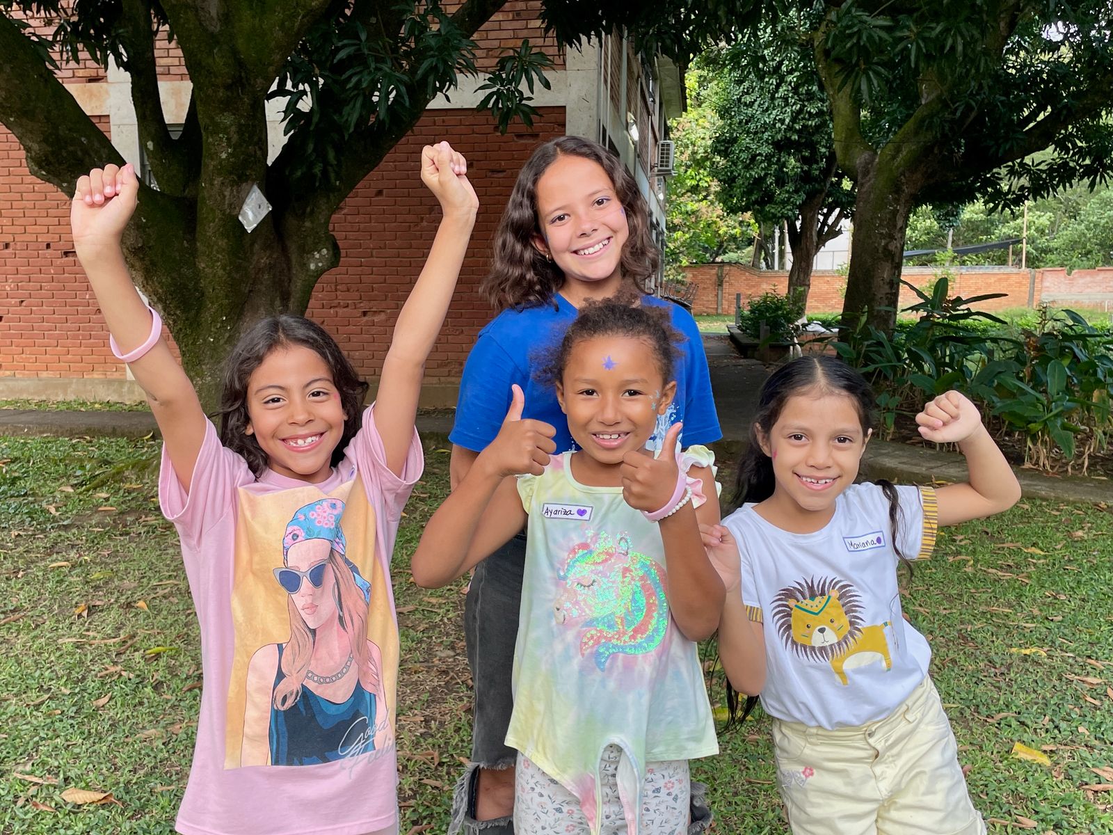 Niños en EnCasa Kids